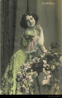 Tarjeta postal de J. Lozano a Carmen Zorrilla con retrato de &quot;La belle Oterita&quot;